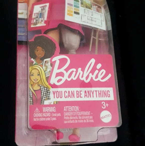 Barbie You Can Be Anything - Interior Designer Fashion Doll with Prosthetic Leg - Picture 6 of 13